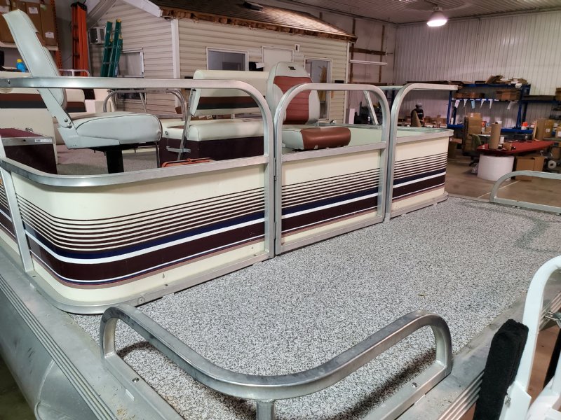 vinyl flooring for pontoon boats