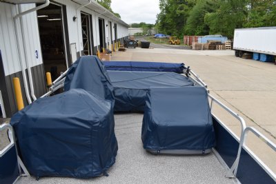 thumbnail image 2 of ICOVER Trailerable Pontoon Boat Cover – Tear Resistant, With Storage Bag, 4 Colors, 17-28 Ft 2 of 4
