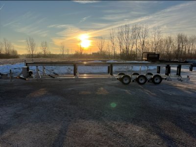 hydraulic lift pontoon trailers