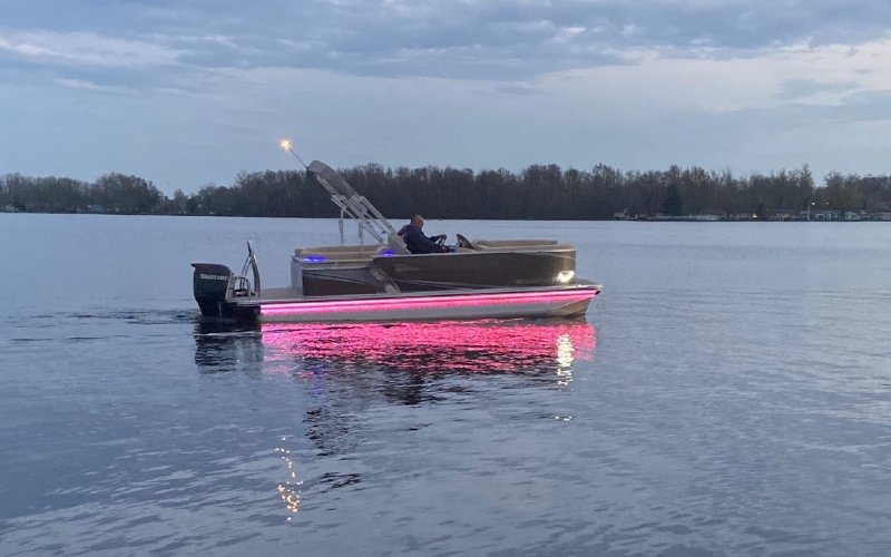 Pontoon Boat RGB Color Changing Light