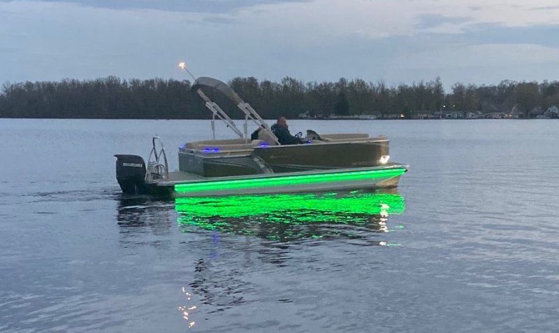 Pontoon Boat RGB Color Changing Light