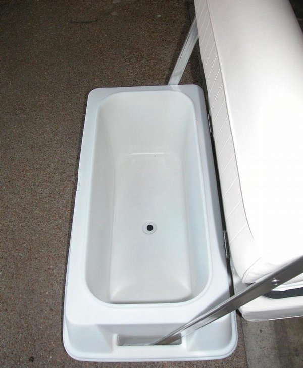 Swingback Cooler Pontoon Flip Flop Seat